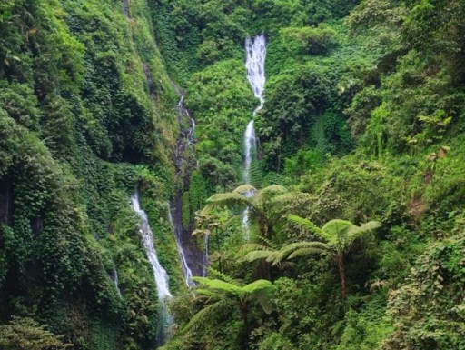 madakaripura waterfall 2016